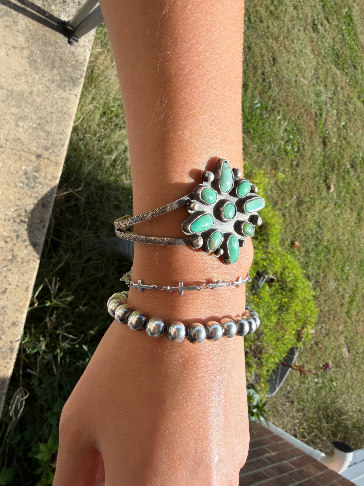 Big Cluster Cuff