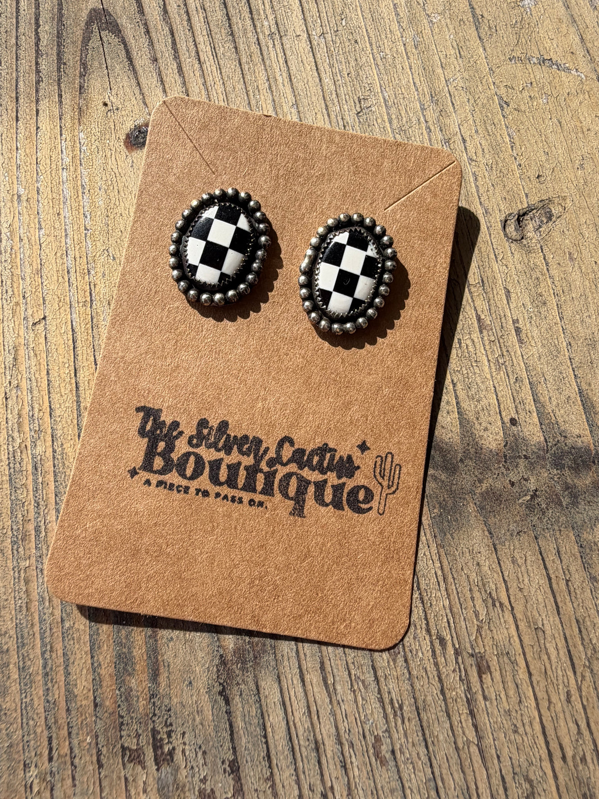 Checkered Studs